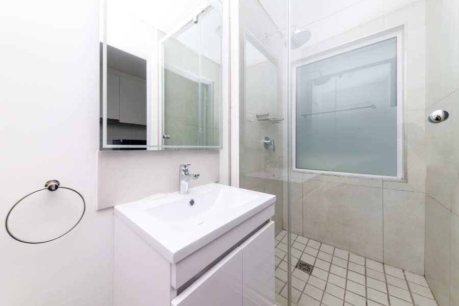 1 Bedroom Property for Sale in Woodstock Western Cape